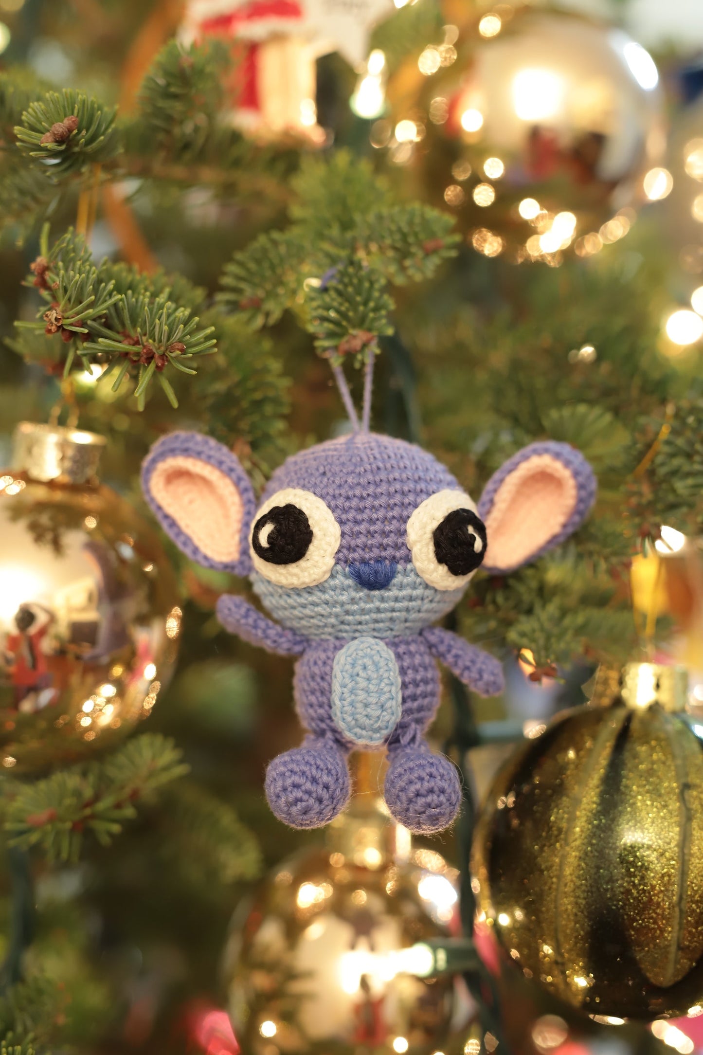 Blue alien keychain/ornament