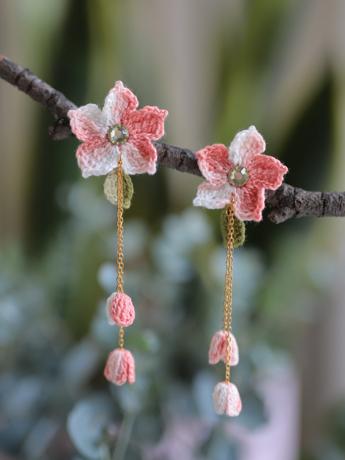 Beautiful floral dangle earrings