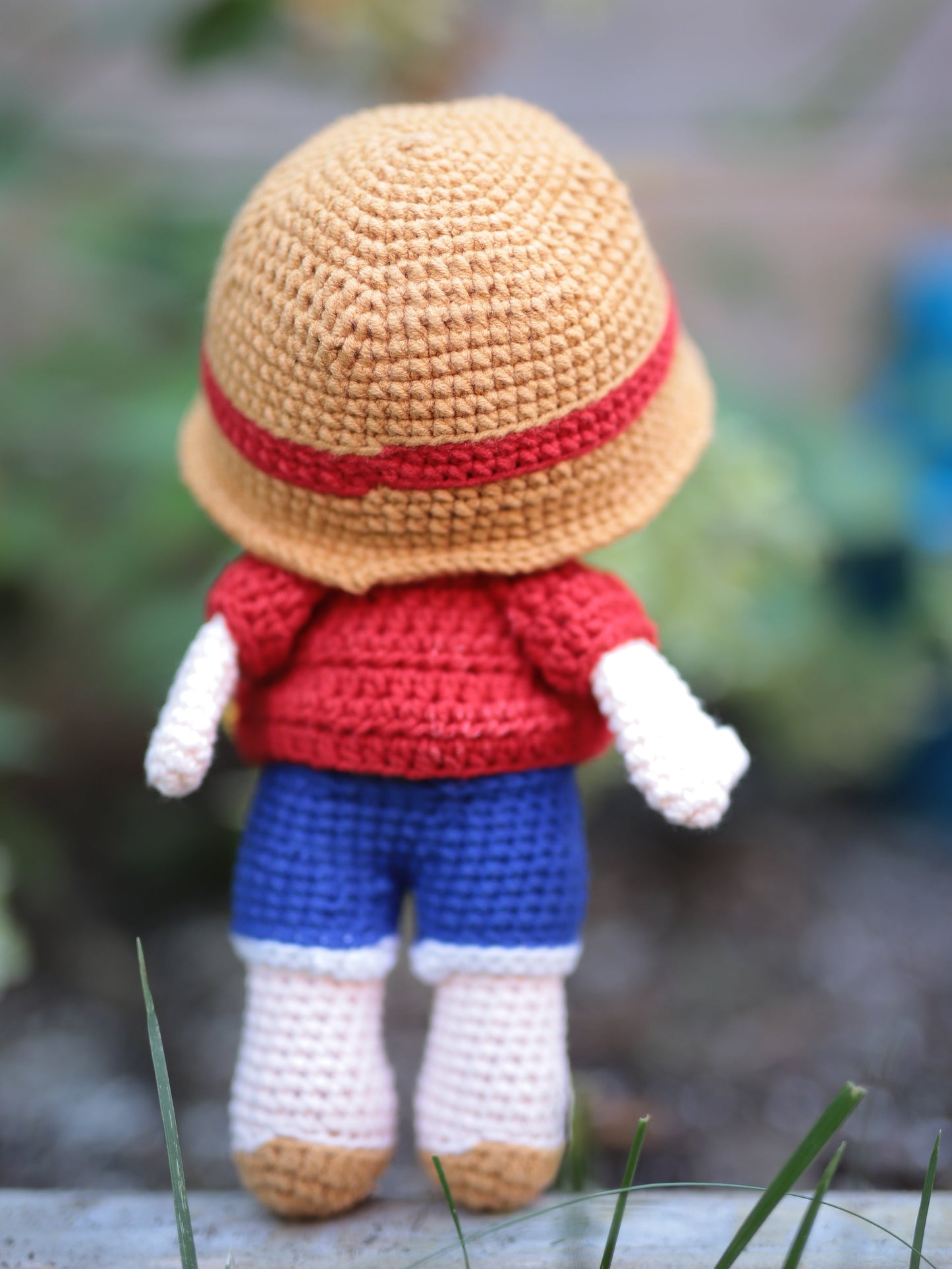 Pirate with a straw hat