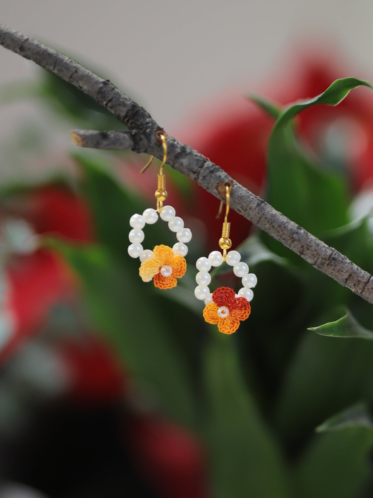Flower with pearl dangle earrings